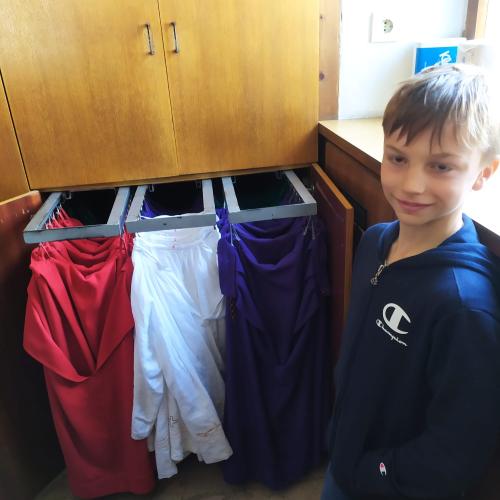 Führung der 3b-Kinder durch die Pfarrkirche Thaur