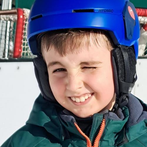 Die 2a Kinder beim Eislaufen
