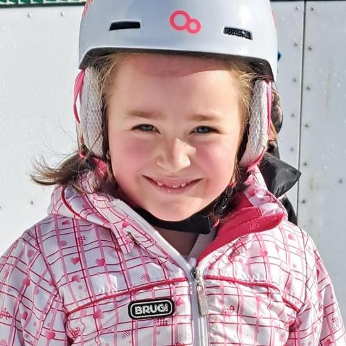 Die 2a Kinder beim Eislaufen