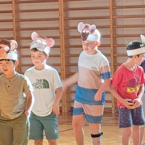 Löwenmutig und tigerstark