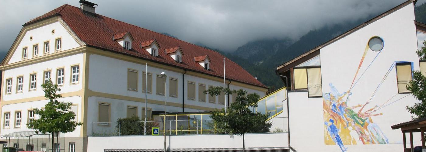 Südansicht der VS Thaur